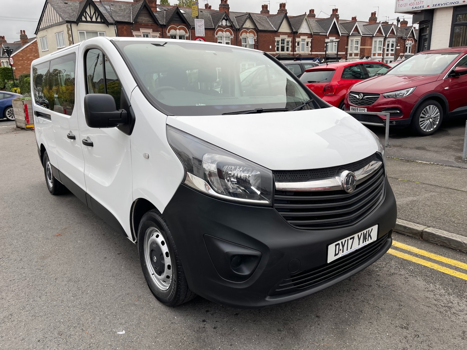 Used Vauxhall Vivaro 2017 for sale - 77802048: Photo 2