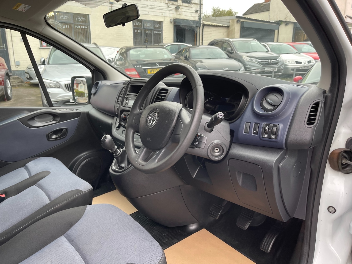 Used Vauxhall Vivaro 2017 for sale - 77802048: Photo 27