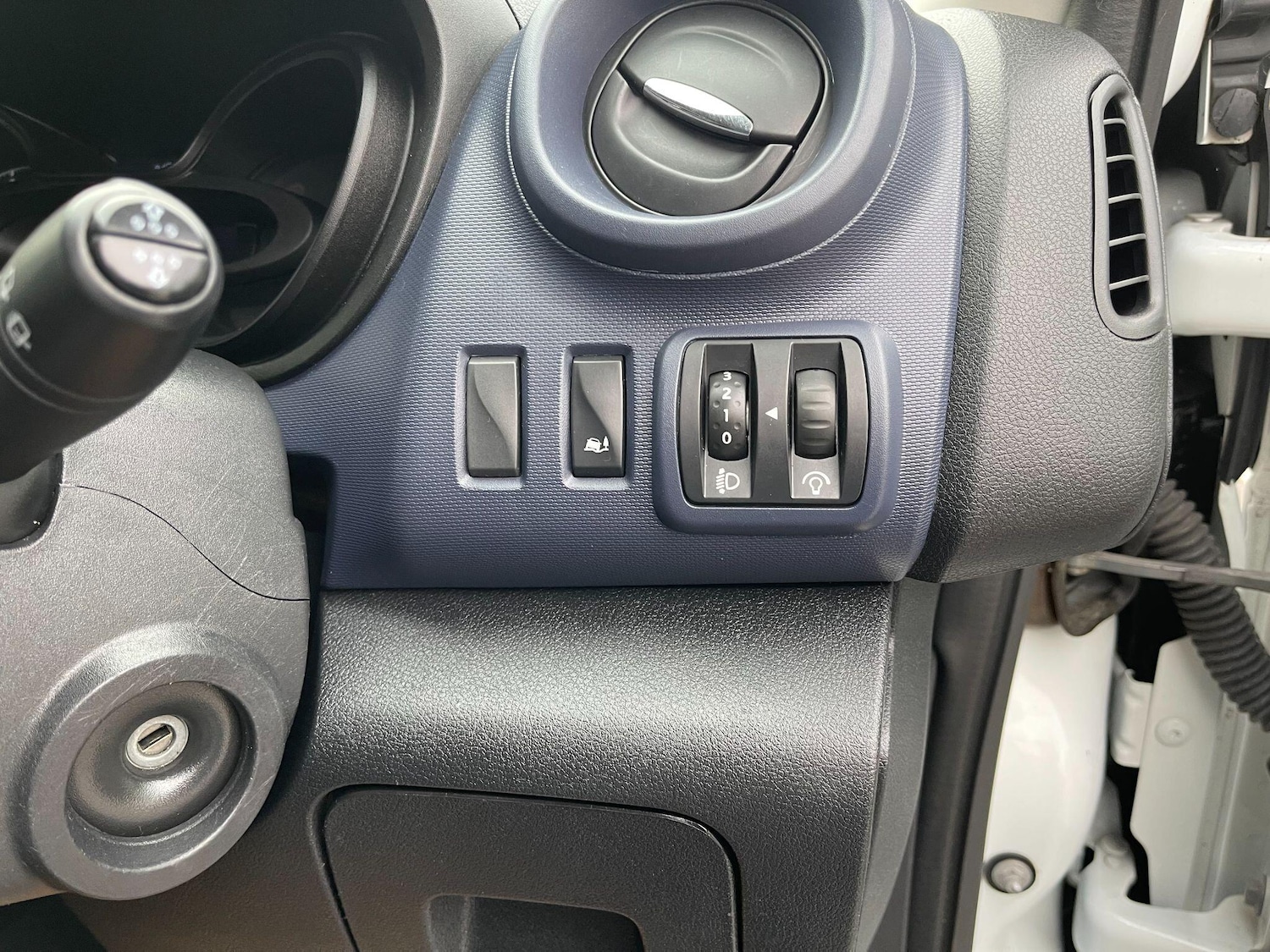 Used Vauxhall Vivaro 2017 for sale - 76259274: Photo 32