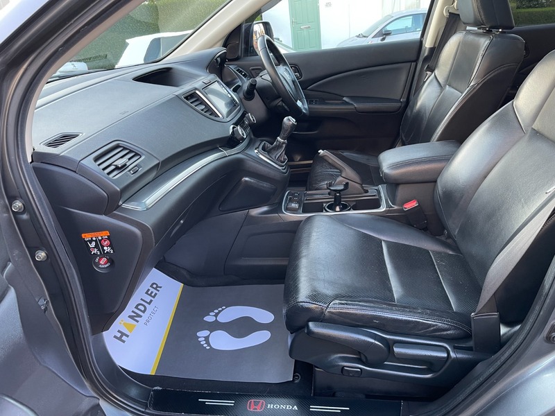 Used Honda CR-V 2016 for sale - 76706534: Photo 46