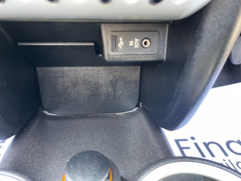 Used MINI Convertible 2009 for sale - 76706537: Photo 31