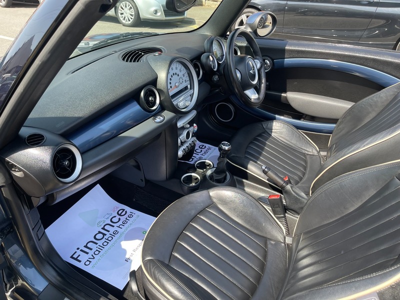 Used MINI Convertible 2009 for sale - 76706537: Photo 37