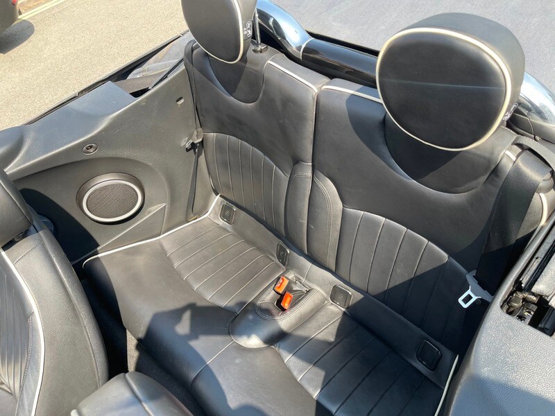 Used MINI Convertible 2009 for sale - 76706537: Photo 38
