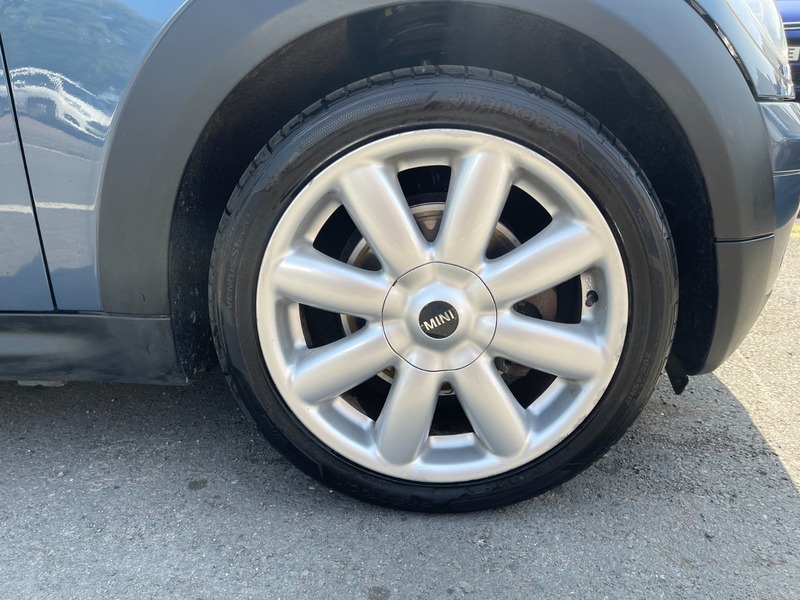 Used MINI Convertible 2009 for sale - 76706537: Photo 41