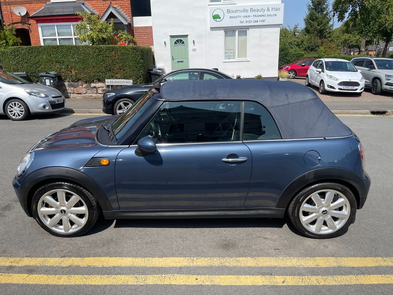 Used MINI Convertible 2009 for sale - 76706537: Photo 48