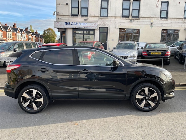 Used Nissan Qashqai 2017 for sale - 76240230: Photo 11