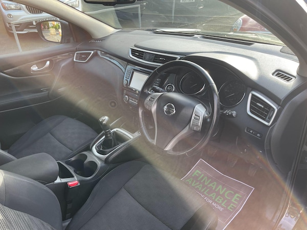 Used Nissan Qashqai 2017 for sale - 76240230: Photo 30