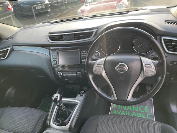 Used Nissan Qashqai 2017 for sale - 76240230: Photo 32