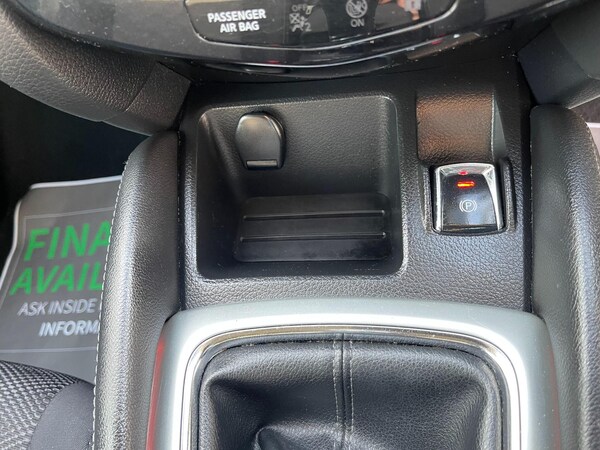 Used Nissan Qashqai 2017 for sale - 76240230: Photo 42