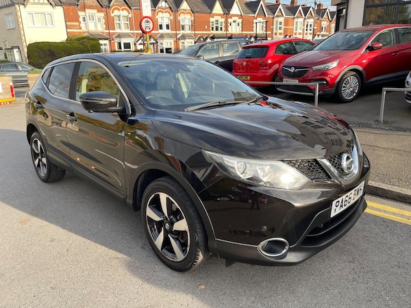 Used Nissan Qashqai 2017 for sale - 76240230: Photo 4