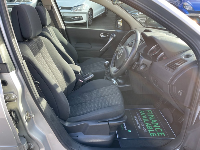 Used Renault Megane 2006 for sale - 76863658: Photo 24