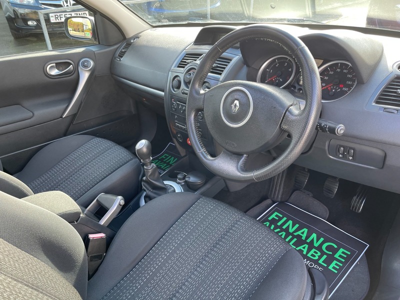 Used Renault Megane 2006 for sale - 76863658: Photo 25