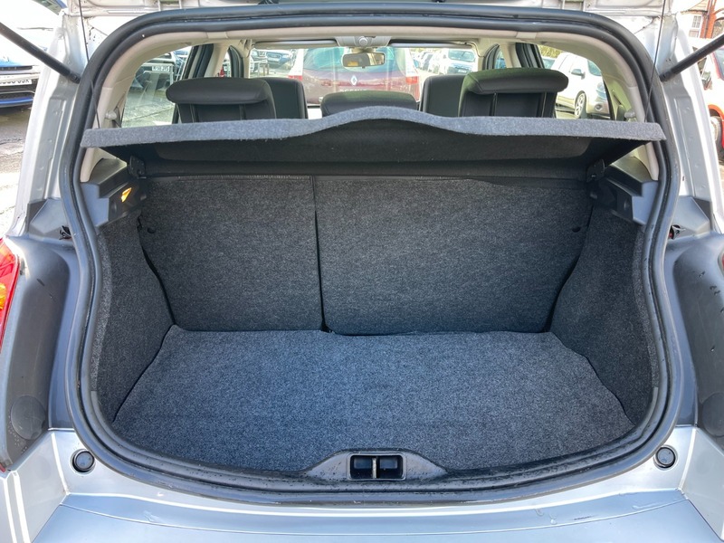 Used Renault Megane 2006 for sale - 76863658: Photo 33
