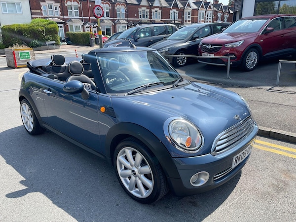 Used MINI Convertible 2009 for sale - 75507289: Photo 10