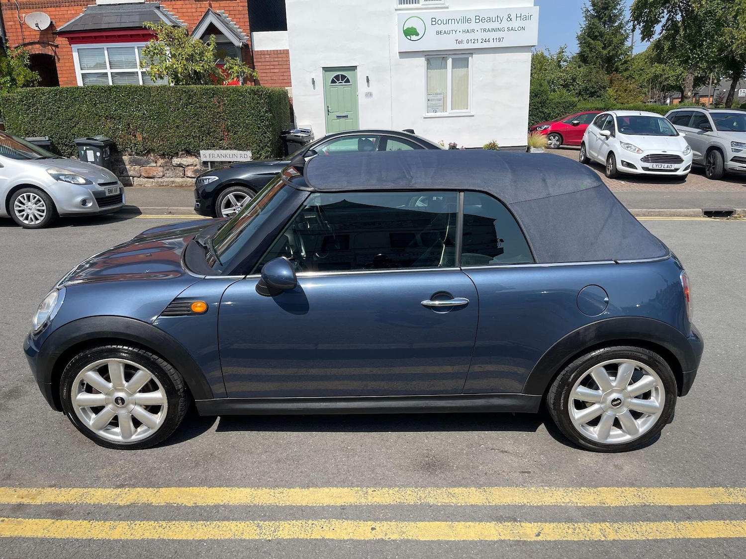 Vehicle 28