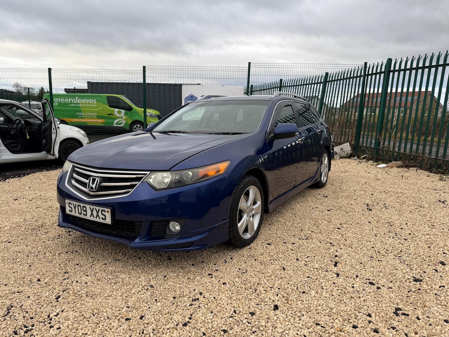 Used Honda Accord 2009 for sale - 76682518: Photo 2