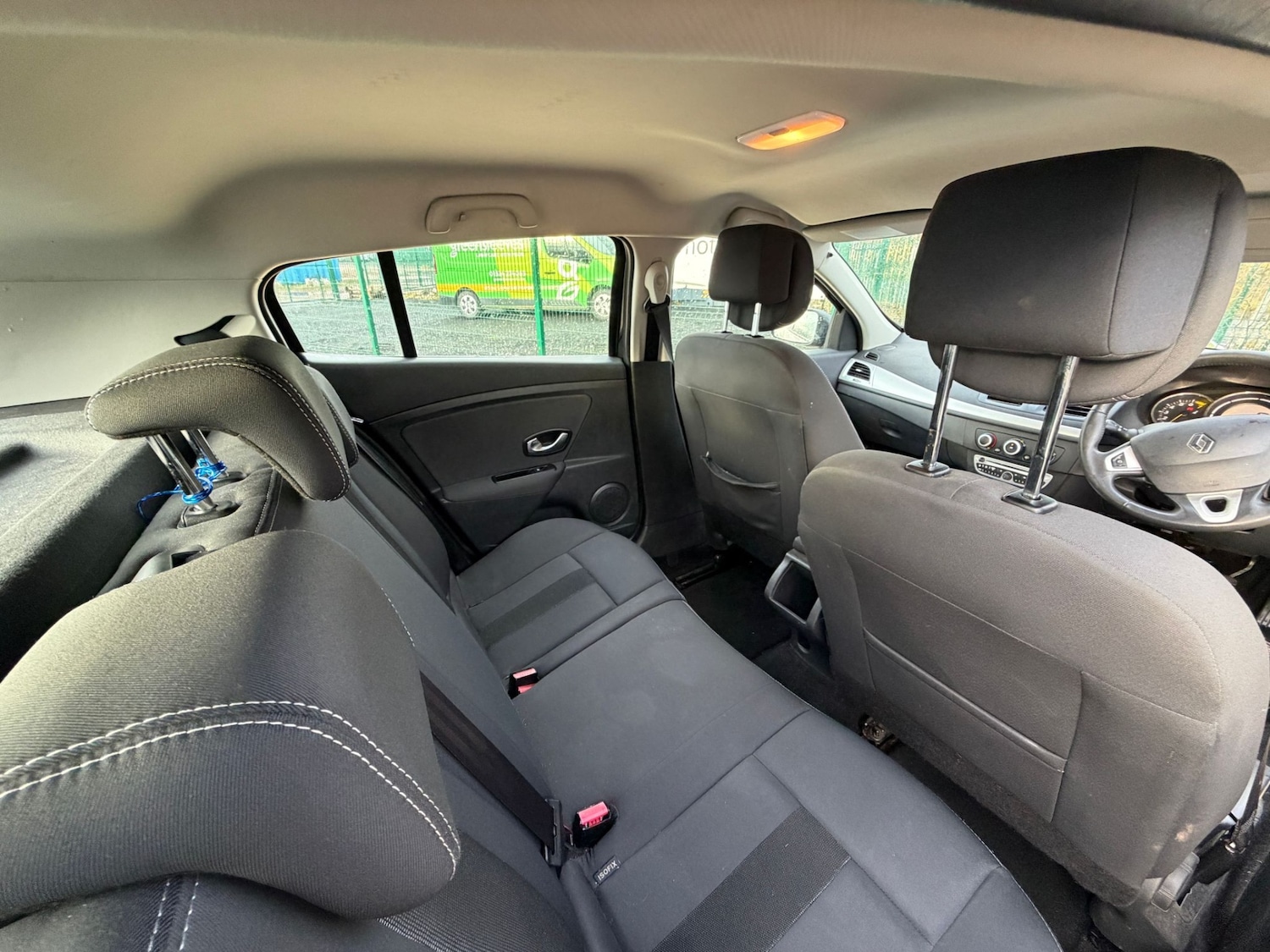 Used Renault Megane 2011 for sale - 76720383: Photo 5