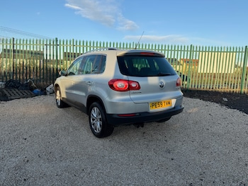 Used Volkswagen Tiguan 2009 for sale - 76664615: Photo