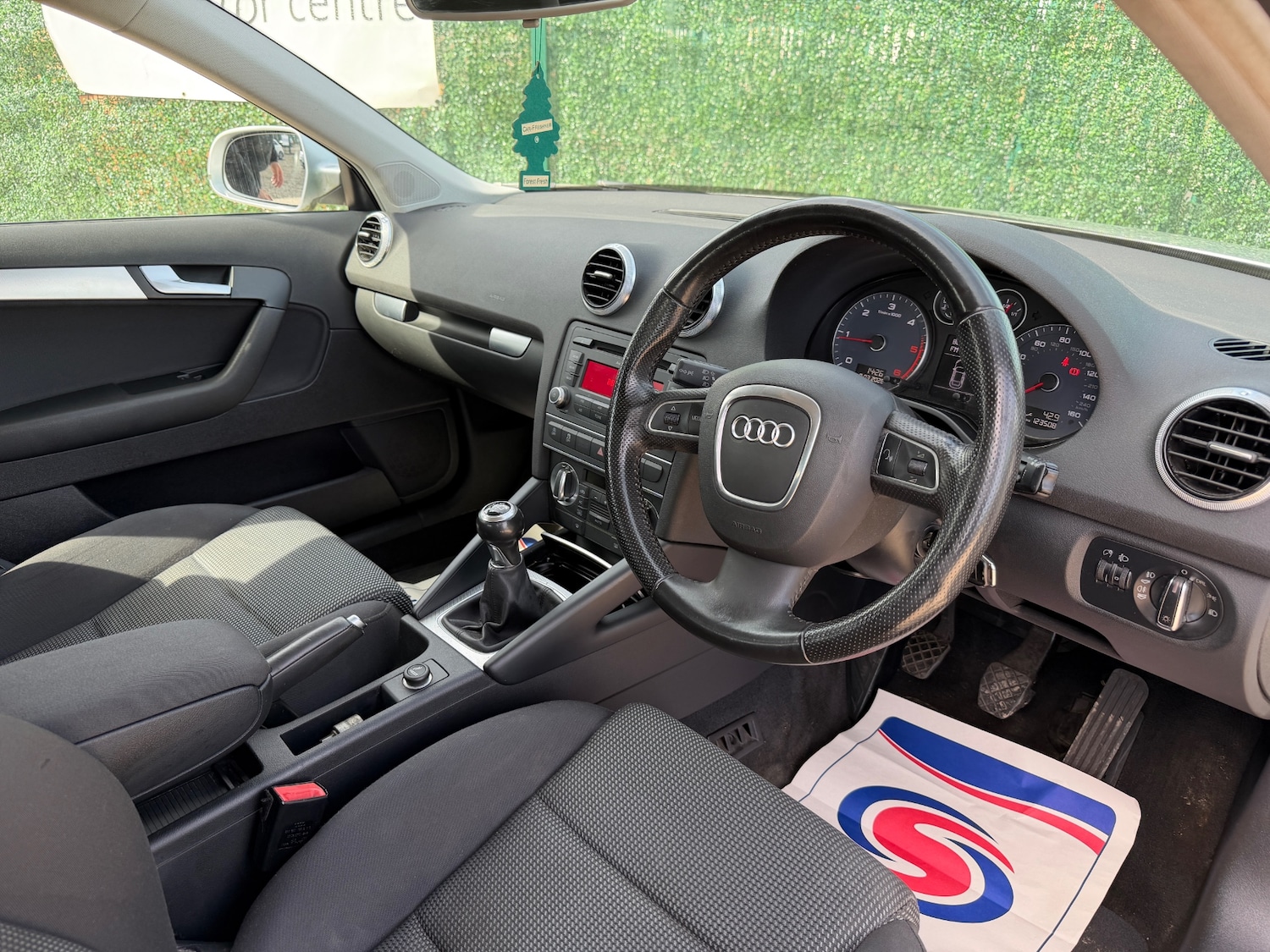 Used Audi A3 2010 for sale - 78150992: Photo 5
