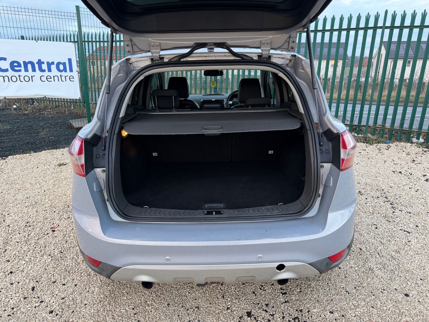 Used Ford Kuga 2011 for sale - 77240353: Photo 6