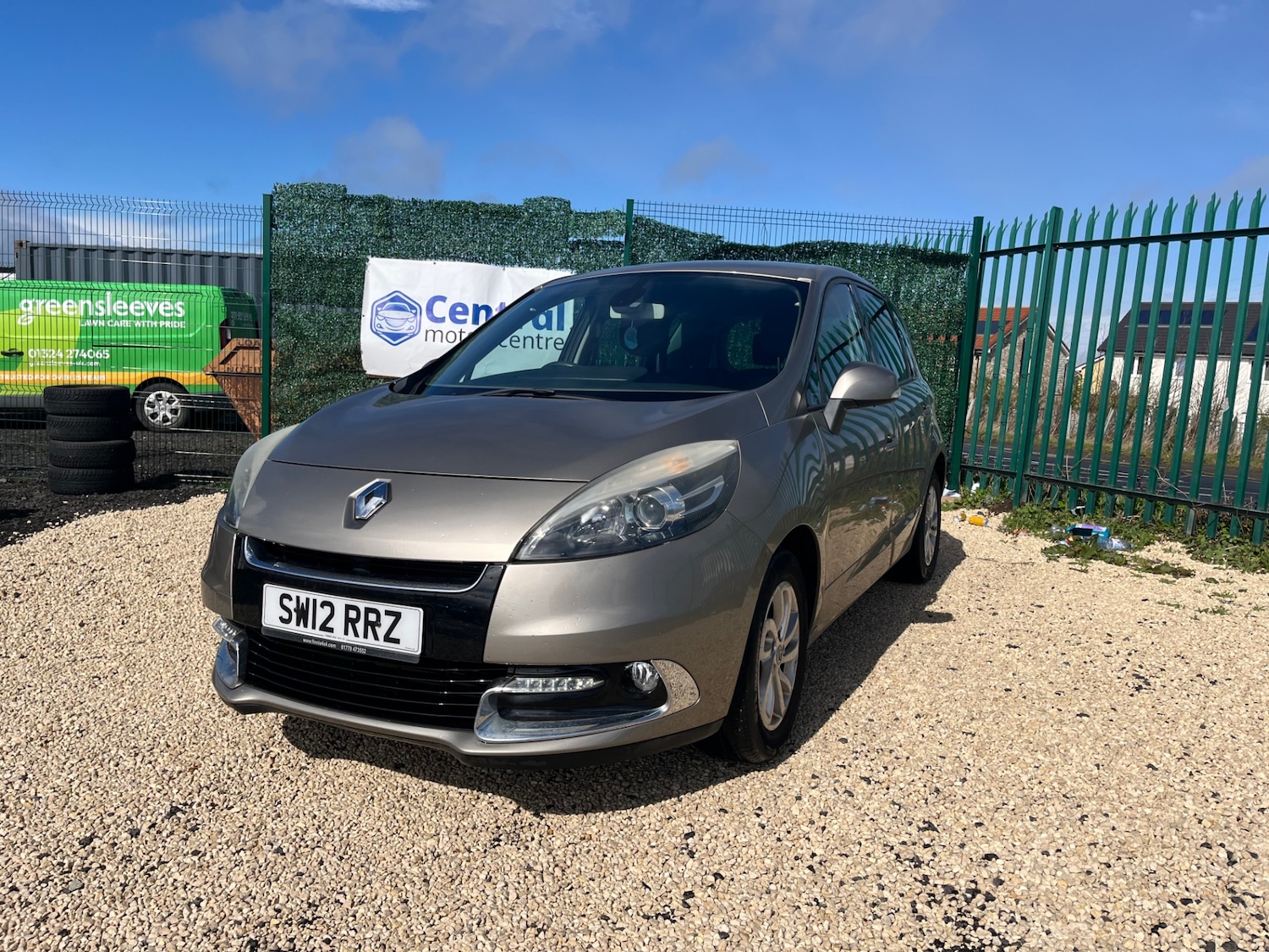 Used Renault Scenic 2012 for sale - 78139748: Photo 2