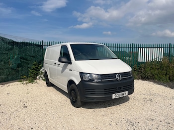 Used Volkswagen Transporter 2018 for sale - 79639976: Photo