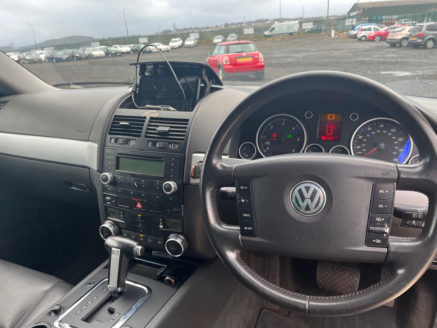 Used Volkswagen Touareg 2004 for sale - 77318575: Photo 7