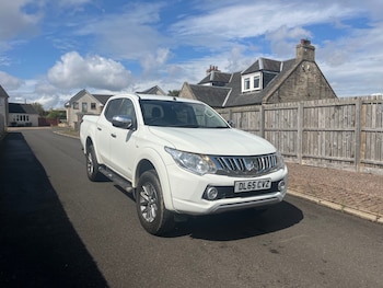 Used Mitsubishi L200 2015 for sale - 79353425: Photo