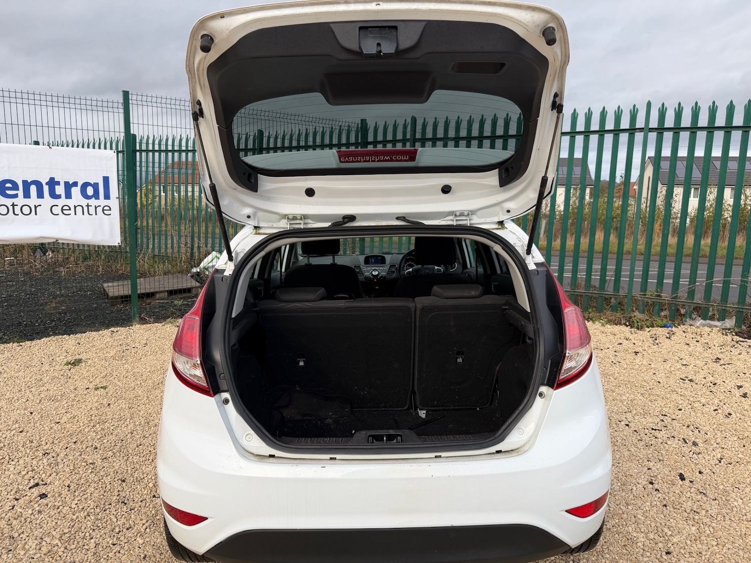 Used Ford Fiesta 2014 for sale - 76722036: Photo 5