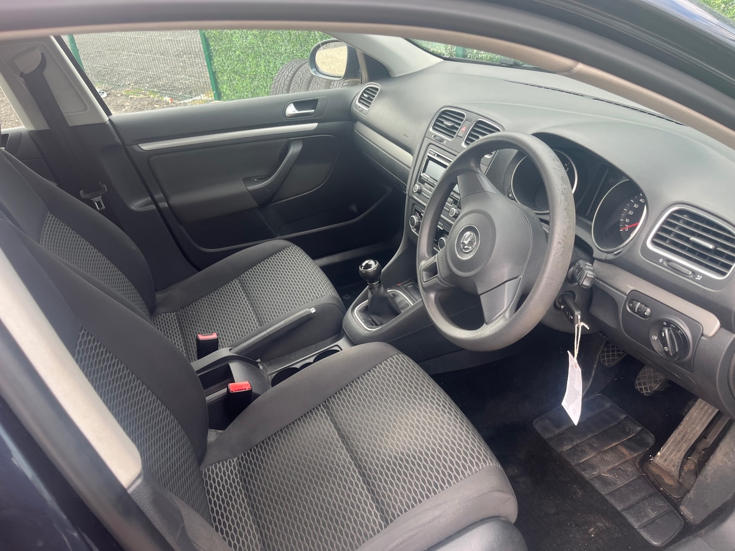 Used Volkswagen Golf 2010 for sale - 77819048: Photo 5