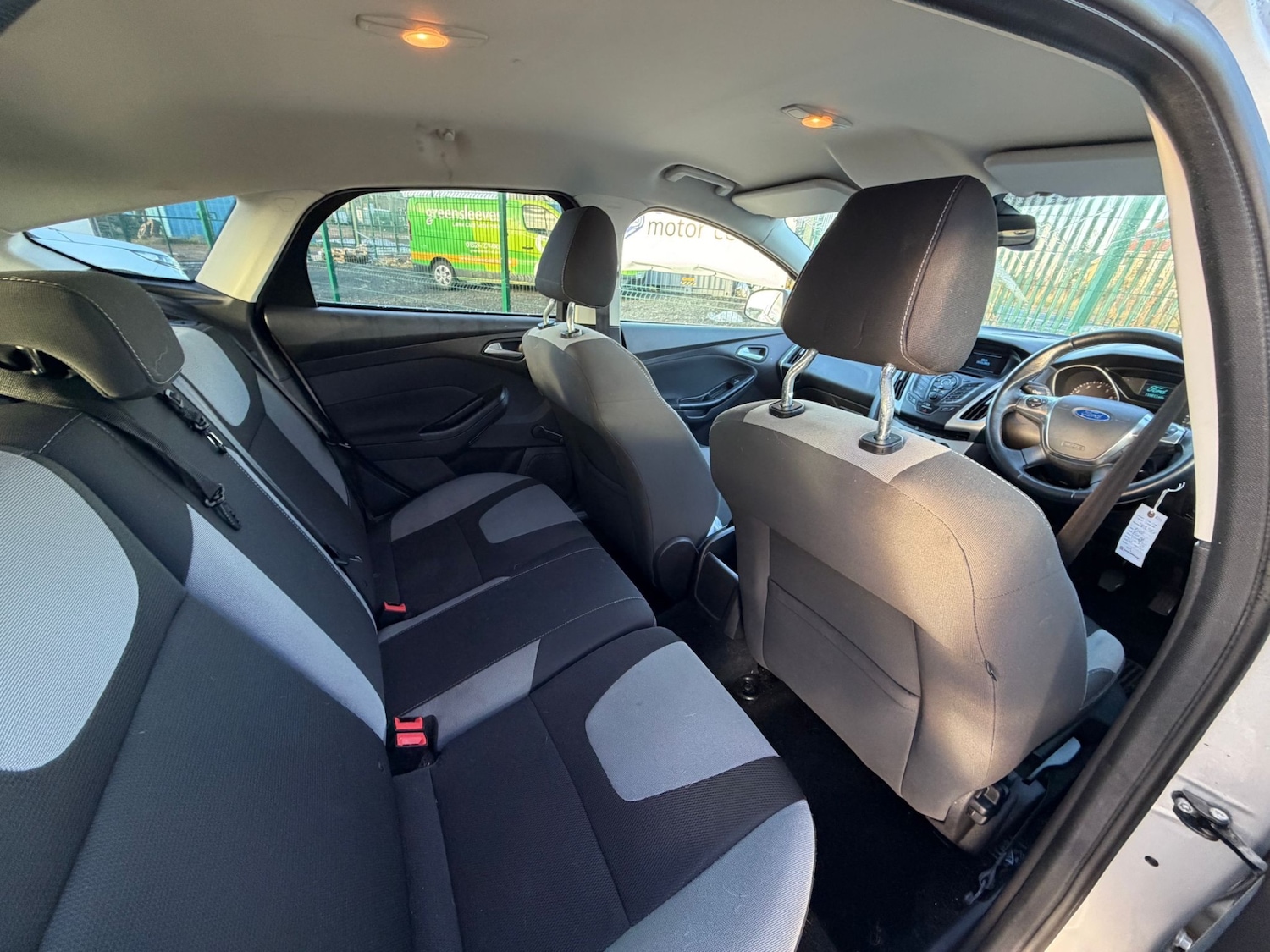 Used Ford Focus 2013 for sale - 76626467: Photo 3