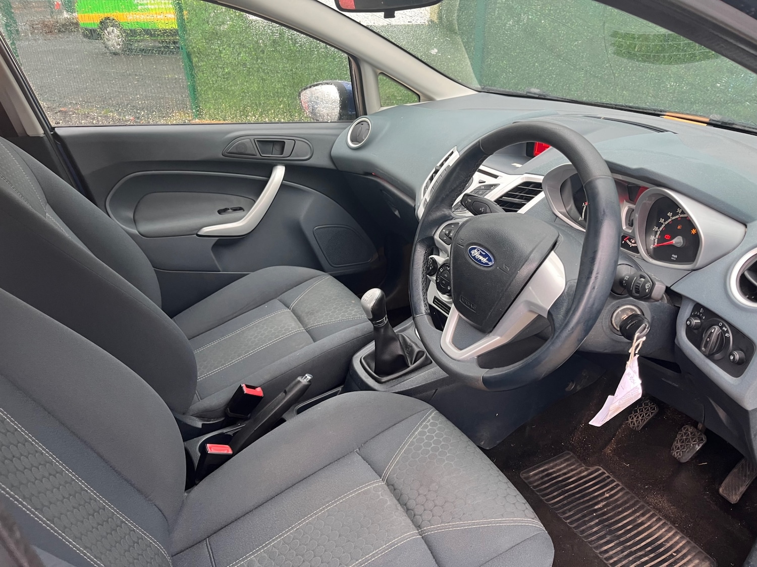 Used Ford Fiesta 2010 for sale - 77337857: Photo 5