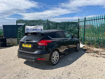 Used Ford Focus 2015 for sale - 79801280: Photo
