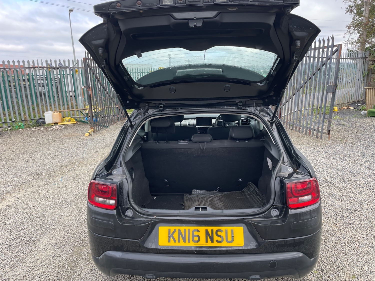 Used Citroen C4 Cactus 2016 for sale - 76298955: Photo 5