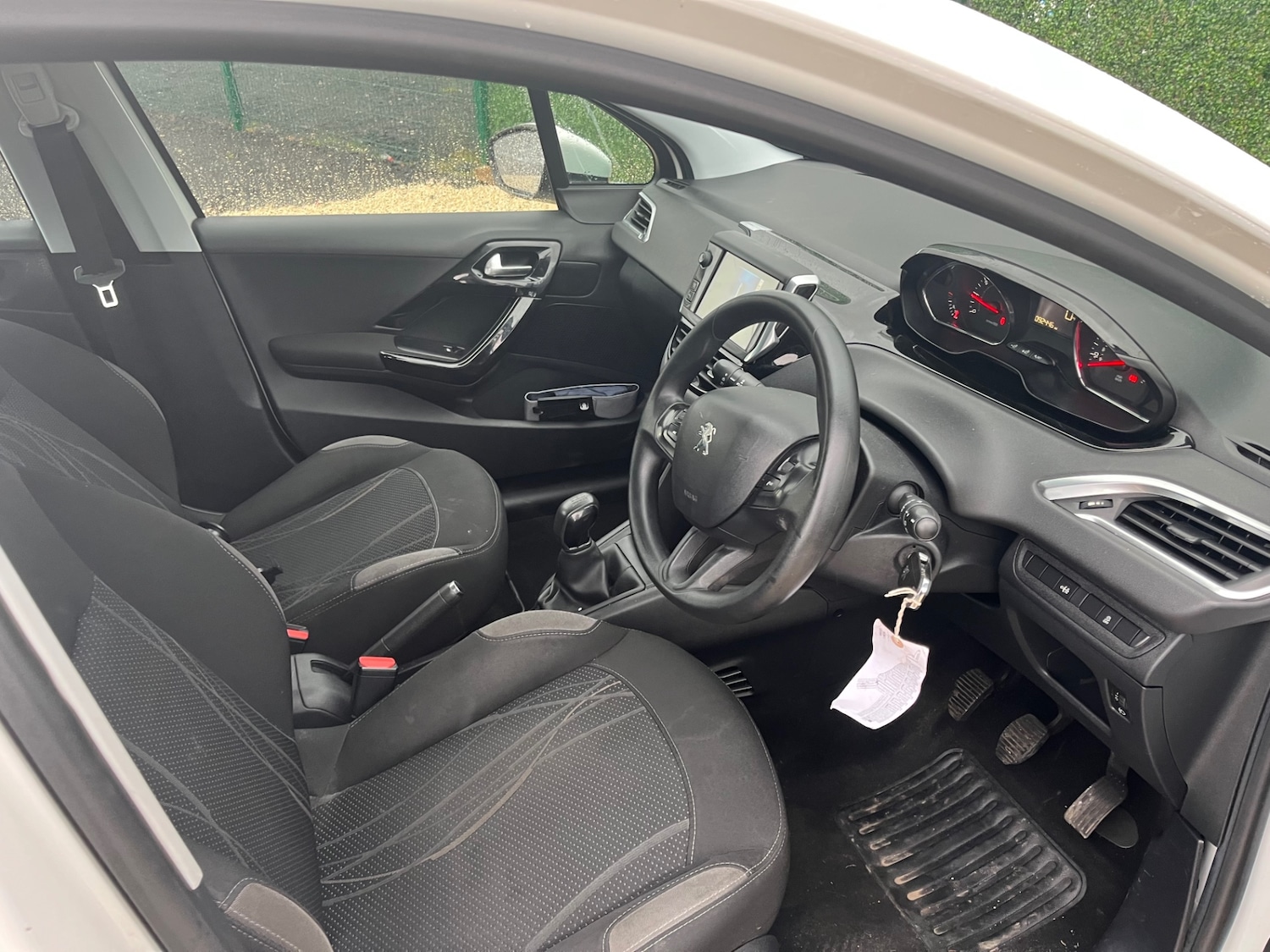 Used Peugeot 208 2013 for sale - 77337571: Photo 5