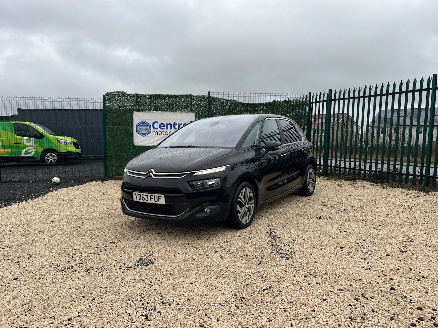Used Citroen C4 Picasso 2013 for sale - 77501756: Photo 2