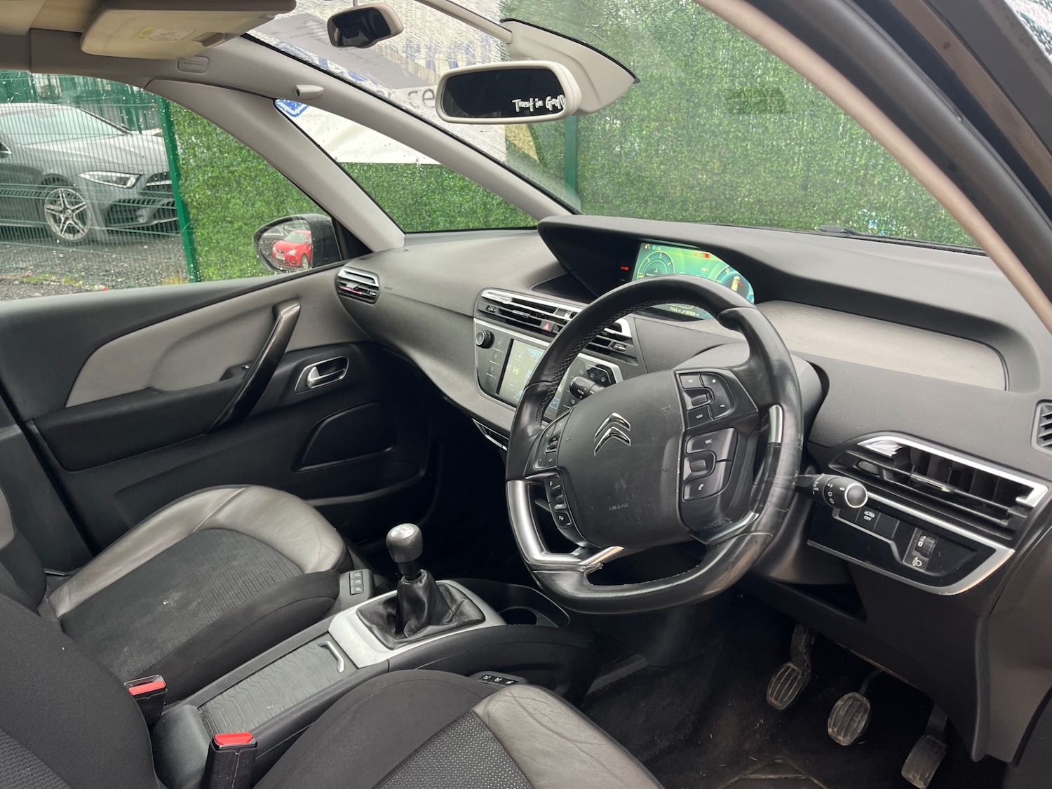 Used Citroen C4 Picasso 2013 for sale - 77501756: Photo 5