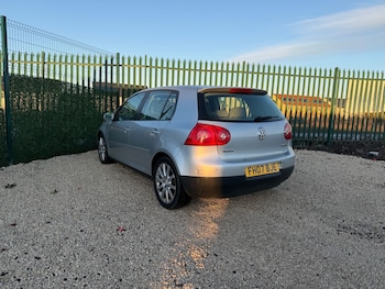 Used Volkswagen Golf 2007 for sale - 77249048: Photo