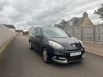Used Renault Scenic 2012 for sale - 79344210: Photo