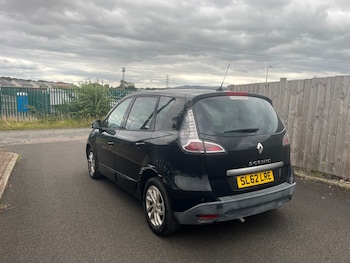 Used Renault Scenic 2012 for sale - 79344210: Photo