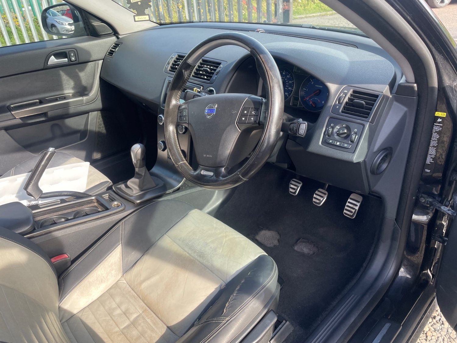 Used Volvo V50 2009 for sale - 75984509: Photo 5