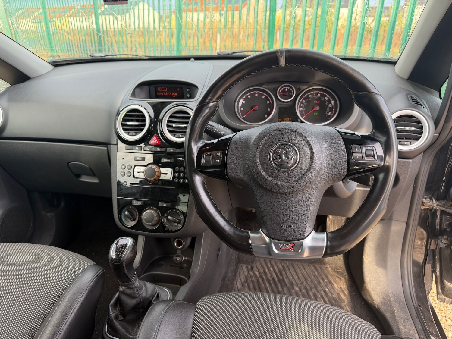 Used Vauxhall Corsa 2010 for sale - 76720388: Photo 6