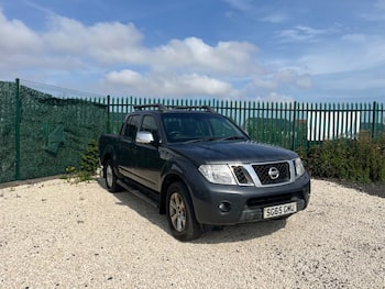 Used Nissan Navara 2015 for sale - 79639020: Photo
