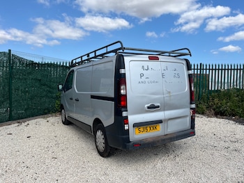 Used Vauxhall Vivaro 2015 for sale - 79262182: Photo
