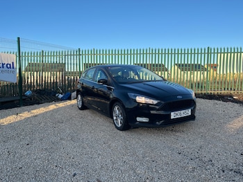 Used Ford Focus 2016 for sale - 77975678: Photo