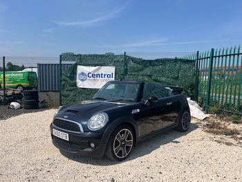 Used MINI Convertible 2010 for sale - 79230742: Photo