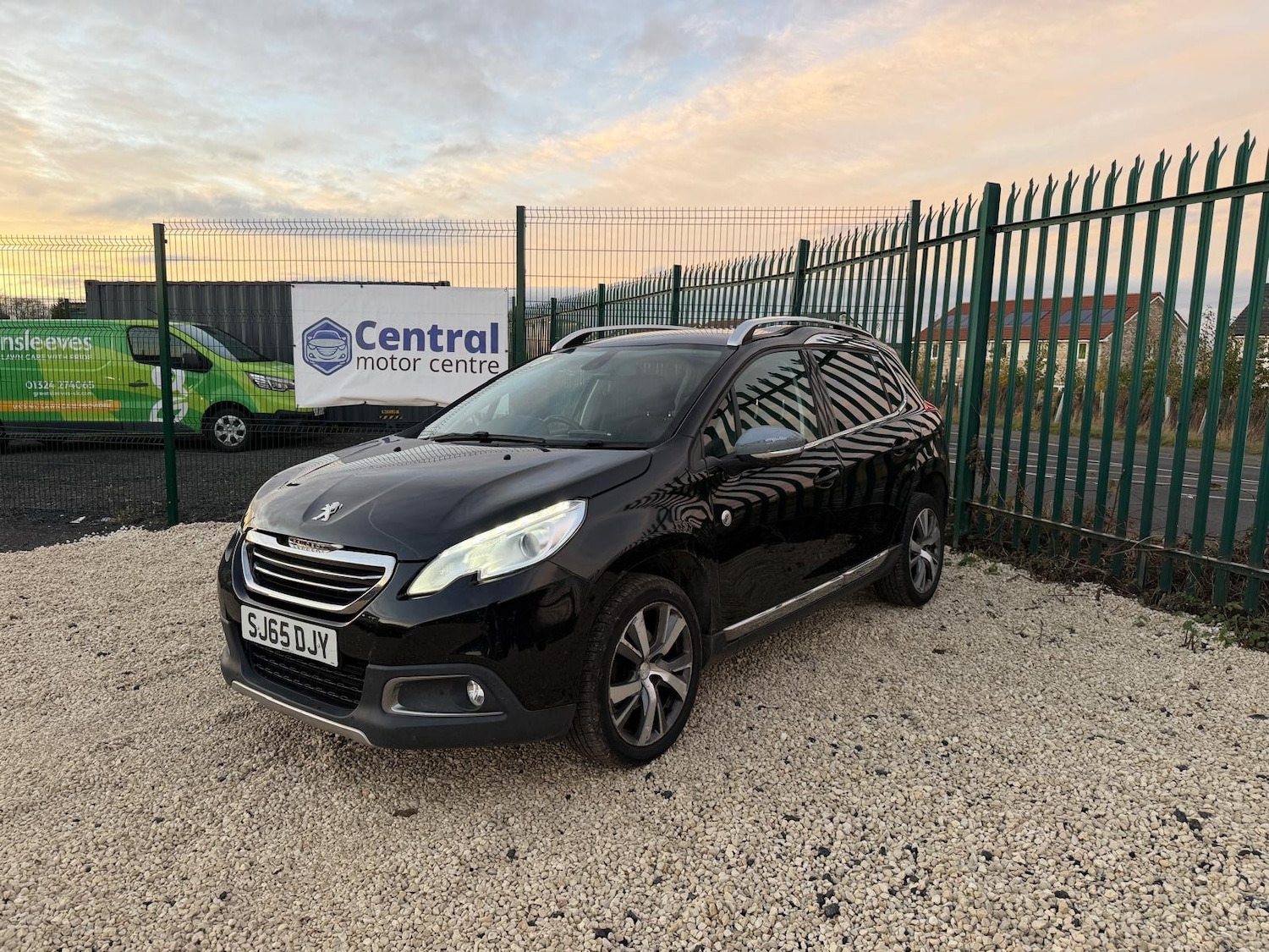 Used Peugeot 2008 2015 for sale - 76603019: Photo 1