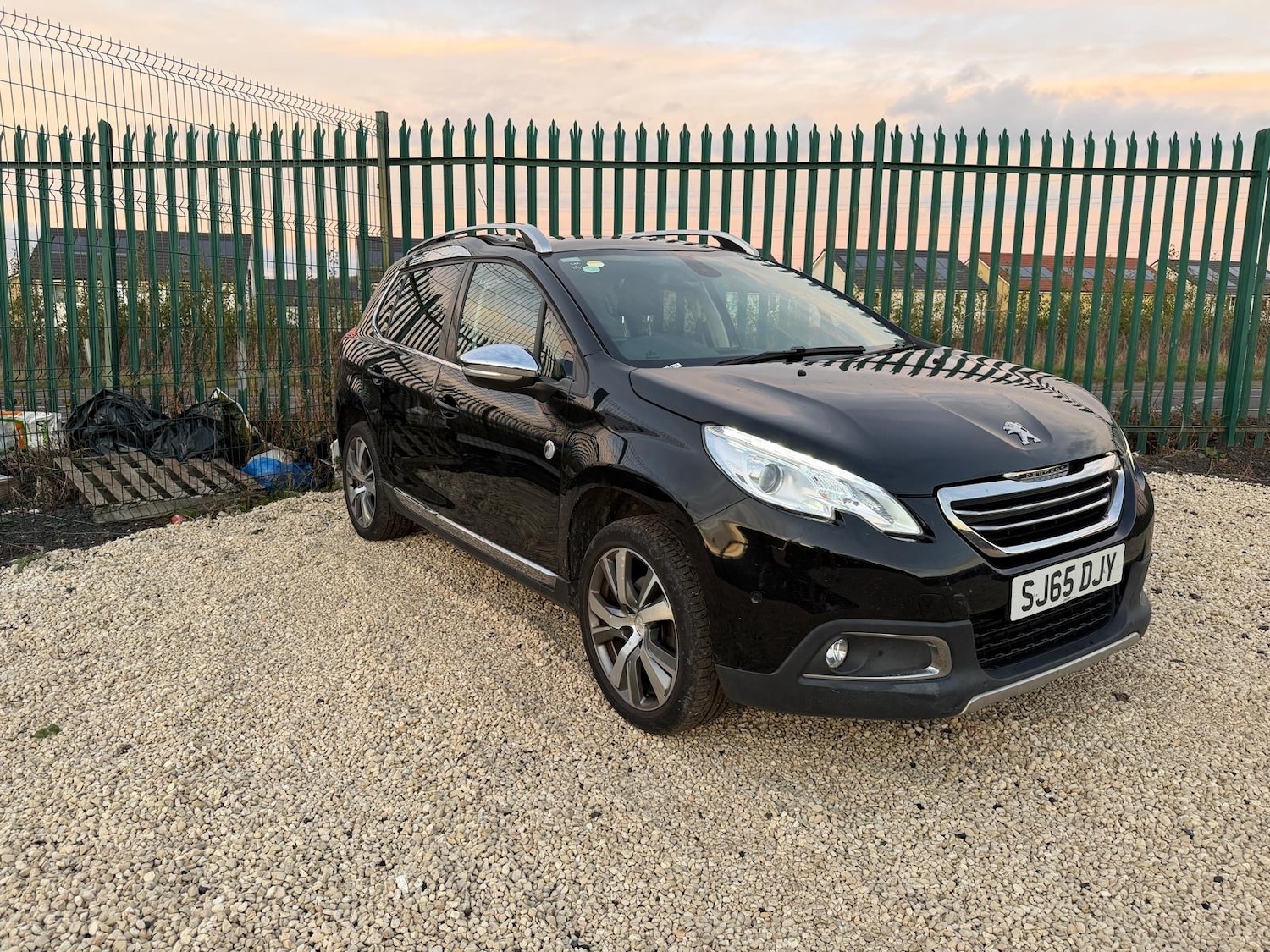 Used Peugeot 2008 2015 for sale - 76603019: Photo 2