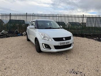 Used Suzuki Swift 2015 for sale - 76682683: Photo