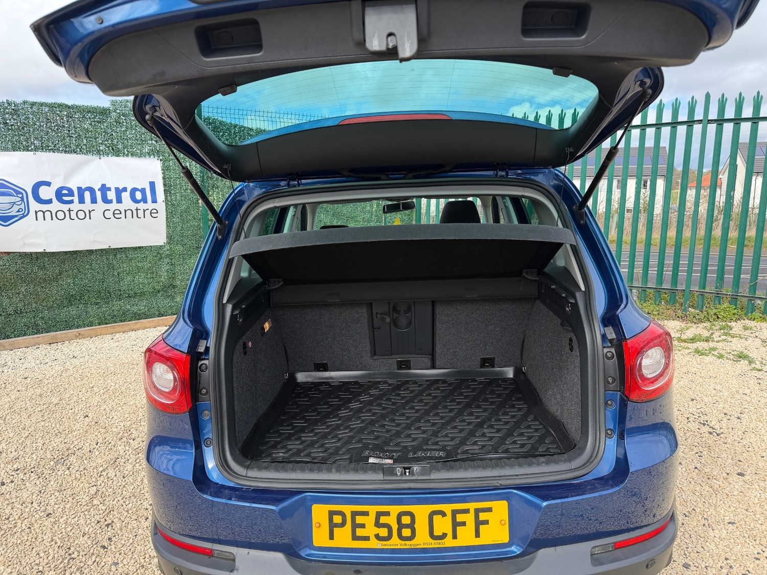 Used Volkswagen Tiguan 2008 for sale - 78179120: Photo 4